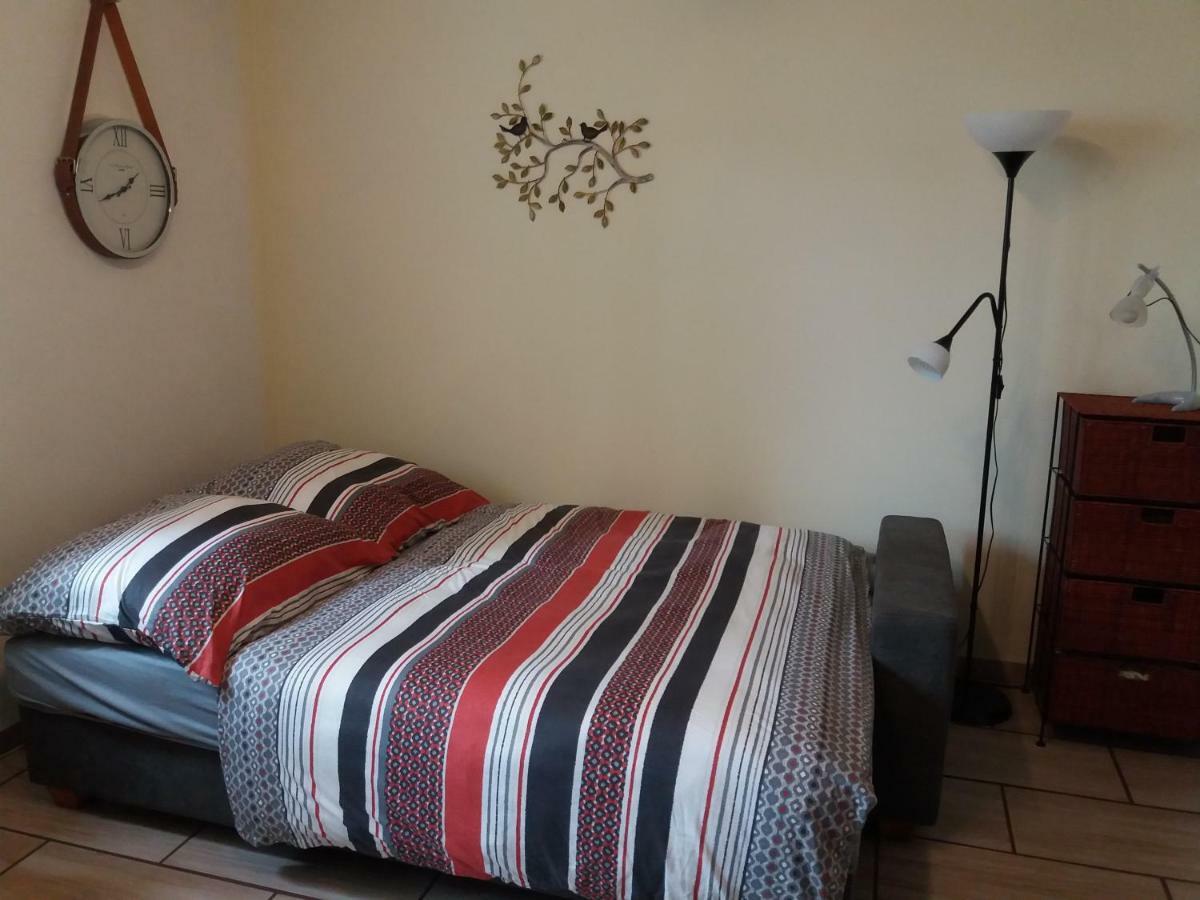 Reuter Apartment *